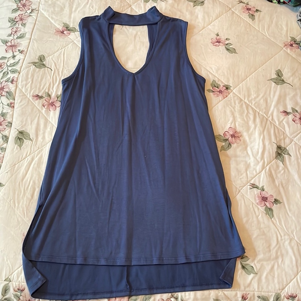 Charming Charlie keyhole neckline blouse